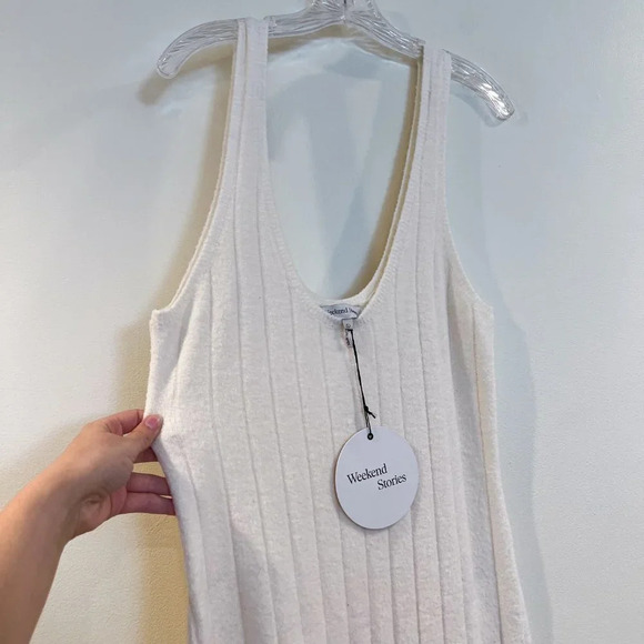 Weekend Stories Loreo Cream Cotton Blend Ribbed Scoop Neck Sleeveless Midi Dress - Picture 3 of 8